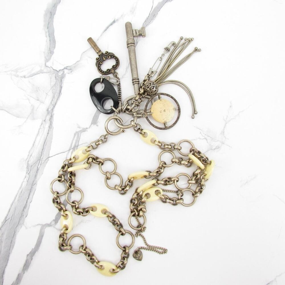 Rare Juicy Couture Key Necklace - Picture 3 of 8